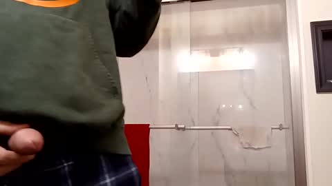 Snapshot of see1_d chatting on 02.18.25 see1_d online show from 02.18.25