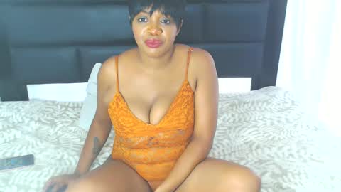Snapshot of selamolelaminnah chatting on 01.04.25 selamolelaminnah online show from 01.04.25