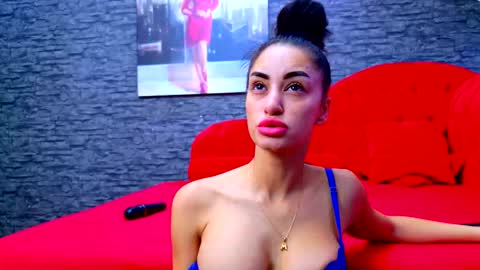 Selena Noir online show from 10.15.25