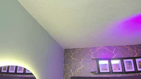 Selene online show from 09.21.25