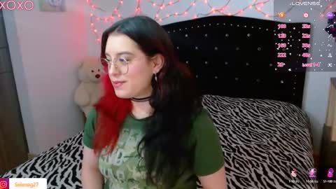 Selene G  online show from 09.21.25