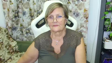 Snapshot of selenna57 chatting on 01.07.25 Selenna online show from 01.07.25