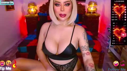 Snapshot of selina_diorxxx chatting on 10.03.25 Will You Be My CumDumpster in Real Drink My Milk online show from 10.03.25