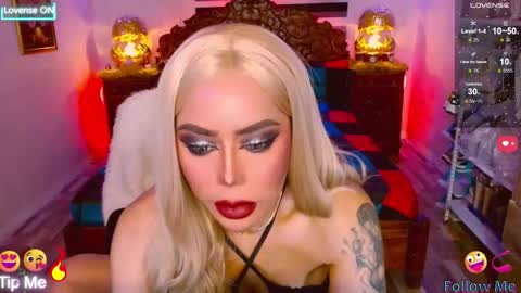 Snapshot of selina_diorxxx chatting on 10.18.25 Will You Be My CumDumpster in Real Drink My Milk online show from 10.18.25