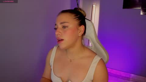 Snapshot of selyn_ chatting on 12.02.24 Selyn online show from 12.02.24