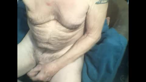 Snapshot of semajstretsa chatting on 01.09.25 frederick online show from 01.09.25