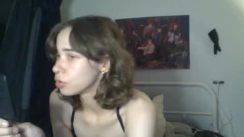 Snapshot of sendforesme chatting on 09.14.25 goddess esme  online show from 09.14.25