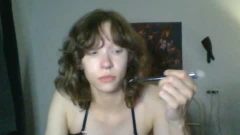 Snapshot of sendforesme chatting on 09.19.25 goddess esme  online show from 09.19.25