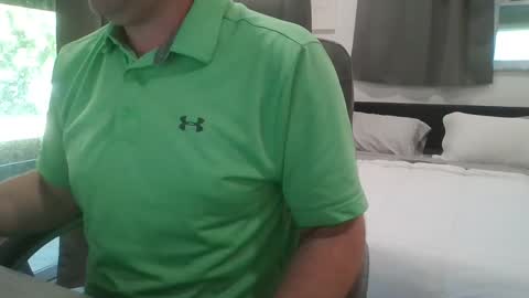 Snapshot of senyai40 chatting on 10.28.25 senyai40 online show from 10.28.25