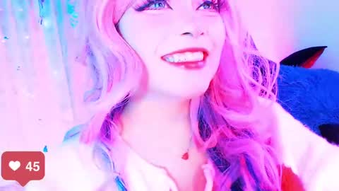 Snapshot of seraphine23_ chatting on 02.16.25 seraphine online show from 02.16.25