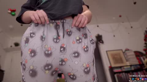 Snapshot of serareads chatting on 12.02.24 SeraReads online show from 12.02.24