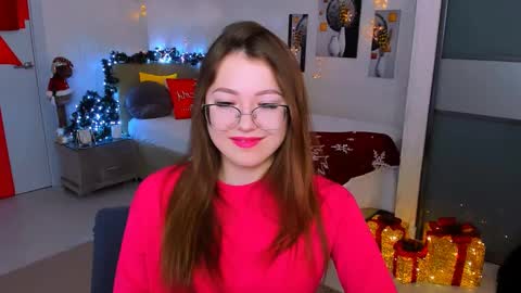 Snapshot of sereneflame chatting on 12.28.24 Ophelia online show from 12.28.24