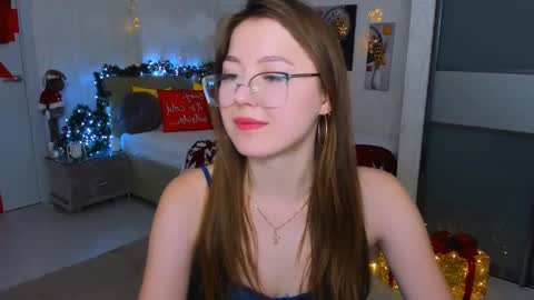 Snapshot of sereneflame chatting on 01.16.25 Ophelia online show from 01.16.25