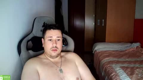 Snapshot of sergio95n chatting on 09.28.25 Pollos online show from 09.28.25