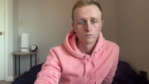 Snapshot of seriously_looking chatting on 11.04.25 Pretty Cock98 online show from 11.04.25