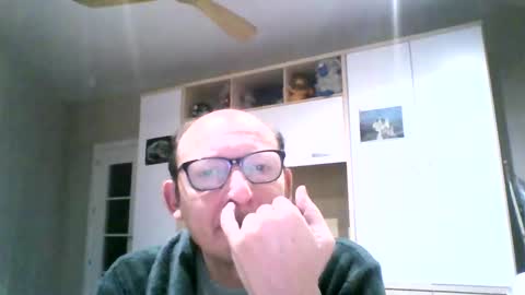 Snapshot of serrano49 chatting on 02.04.25 serrano49 online show from 02.04.25