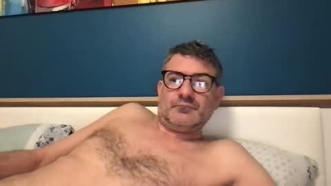 Snapshot of sesamechris92 chatting on 02.28.25 sesamechris92 online show from 02.28.25