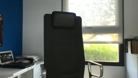 Snapshot of sesamechris92 chatting on 10.07.25 sesamechris92 online show from 10.07.25