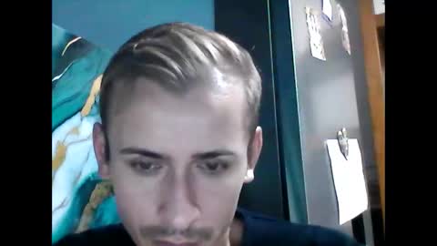 Snapshot of sesinha69 chatting on 10.26.25 Sesinha online show from 10.26.25