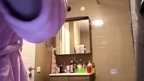 Snapshot of sexualangel chatting on 02.16.25 Verona online show from 02.16.25