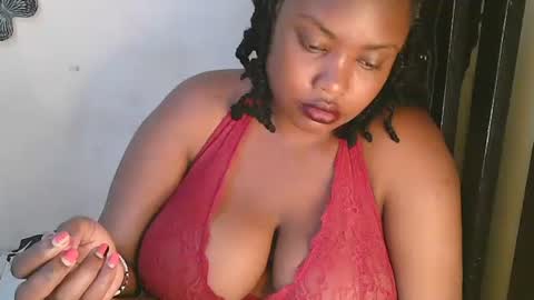 Snapshot of sexxy_mish chatting on 09.18.25 sexxy_mish online show from 09.18.25
