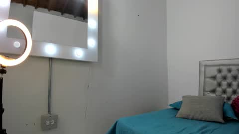 sexxylatincouple1 online show from 11.06.25