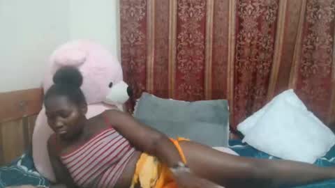 Snapshot of sexxypritty chatting on 09.29.25 sexxypritty online show from 09.29.25