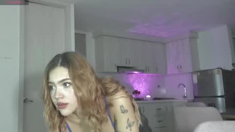 Snapshot of sexy_and_naughty_girl chatting on 02.22.25 Lucy Annyy online show from 02.22.25