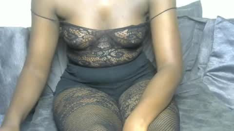Snapshot of sexy_chocolate001 chatting on 10.05.25 sexy_chocolate001 online show from 10.05.25