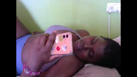 Snapshot of sexy_divana chatting on 01.17.25 sexy_divana online show from 01.17.25