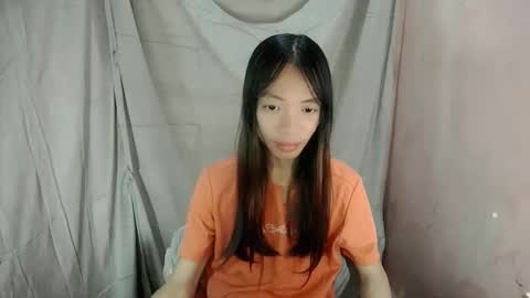 Snapshot of sexy_jeann chatting on 12.01.25 Shane online show from 12.01.25