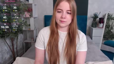 Snapshot of sexy_jenny18 chatting on 03.04.25 Jennifer online show from 03.04.25