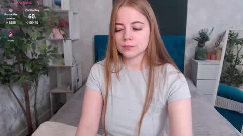 Snapshot of sexy_jenny18 chatting on 03.05.25 Jennifer online show from 03.05.25