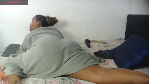 Snapshot of sexy_night_bm chatting on 12.08.24 Jhoana online show from 12.08.24