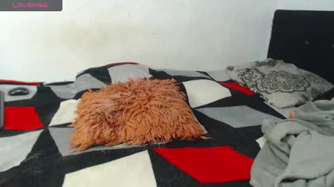 Snapshot of sexy_night_bm chatting on 12.22.24 Jhoana online show from 12.22.24