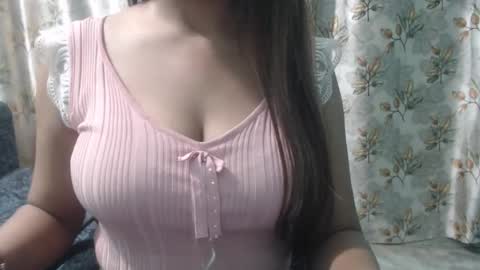 Snapshot of sexy_soniya chatting on 02.11.25 Soniya online show from 02.11.25