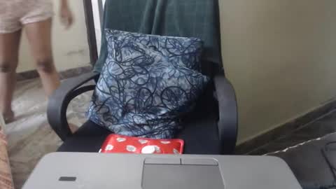 Snapshot of sexy_soniya chatting on 09.22.25 Soniya online show from 09.22.25