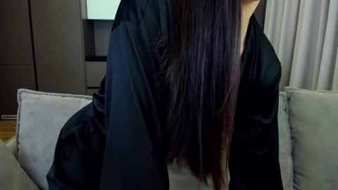 Snapshot of sexyangeloux chatting on 01.21.25 Lou online show from 01.21.25