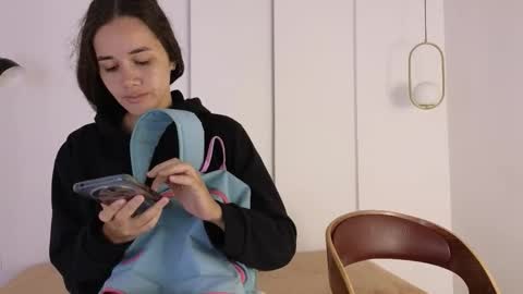 chanell and yina online show from 11.18.25