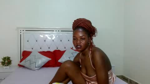 Snapshot of sexyebony256 chatting on 02.22.25 SexyEbony online show from 02.22.25