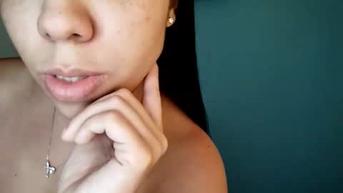 Snapshot of sexygril01 chatting on 10.19.25 sexygril01 online show from 10.19.25