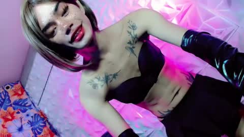 Snapshot of sexyhotbabe18 chatting on 02.28.25 sexyhotbabe18 online show from 02.28.25