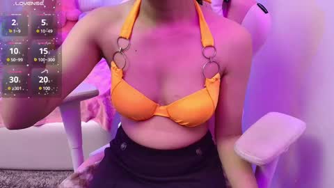 Snapshot of sexyislive chatting on 02.10.25 sexyislive online show from 02.10.25