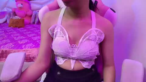 Snapshot of sexyislive chatting on 02.28.25 sexyislive online show from 02.28.25