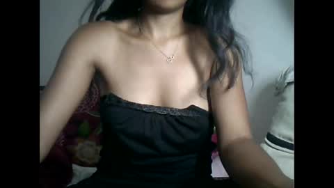 sexylarra12 online show from 01.08.25