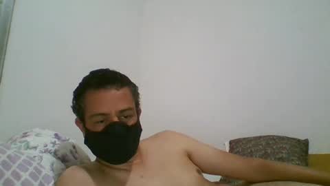 Snapshot of sexymachine069 chatting on 10.25.25 Homer009 online show from 10.25.25