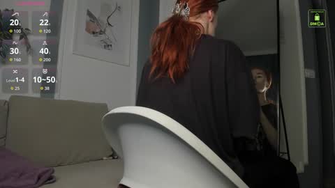 Snapshot of sexymiatrans chatting on 10.28.25 Sexy online show from 10.28.25