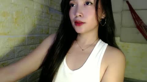 Snapshot of sexypinaymiya chatting on 12.25.24 Miyah online show from 12.25.24
