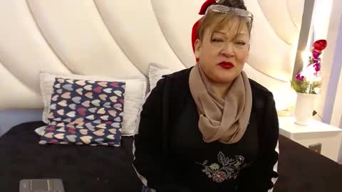 Mary online show from 12.02.25