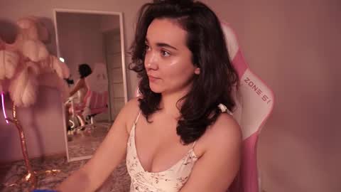 Snapshot of shadowlotus_ chatting on 11.03.25 Lily  online show from 11.03.25